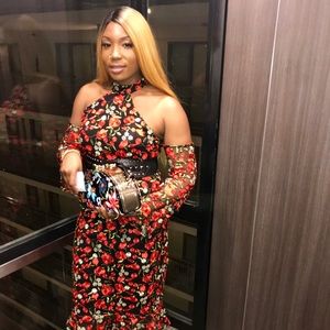 Meet your Posher, Treasure Jenn!